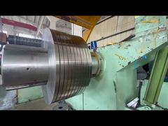 tira de acero inoxidable en bobina, laminada en frío, procesamiento, corte longitudinal